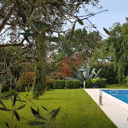 Villa Agava Umag Exterior photo